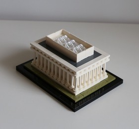 LEGO 21022 Lincoln Memorial *Complete *NO Manual *NO Box*