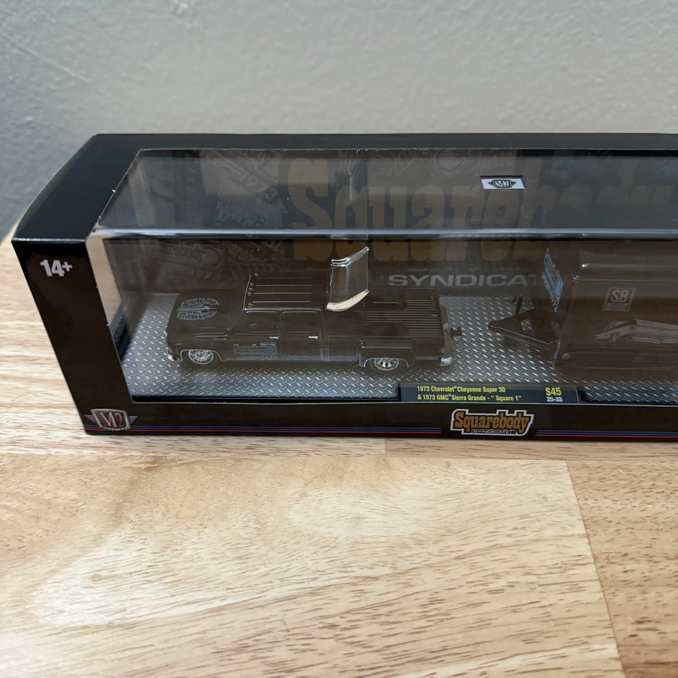 2025 M2 Machines 1973 Chevrolet Cheyenne Super SQUAREBODY SYNDICATE Auto Hauler - Image 2 of 4