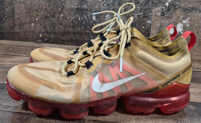 Nike Air VaporMax Running Shoes Mens 10.5 Crimson Gold  Sneakers AR6631-701