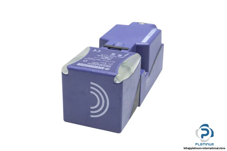 TELEMECANIQUE XS9C4A2A2P20 INDUCTIVE PROXIMITY SENSOR_XS9C4A2A2P20 - Image 2 of 4