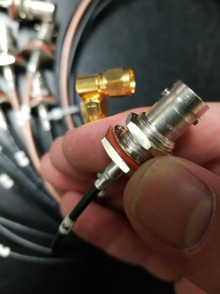 RA SMA(M) Plug to BNC Female(F) Bulkhead Cable RG316 Coax 28 to 30" (x30) - Image 3 of 4