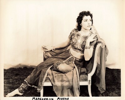 Marguerite Piazza 1945 Press Photo New York Singer The Desert Song