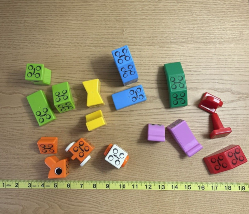 People Toy Co Magnetic Building Blocks Lot Colorful STEM Toy Imaginative Play - Imagen 1 de 9