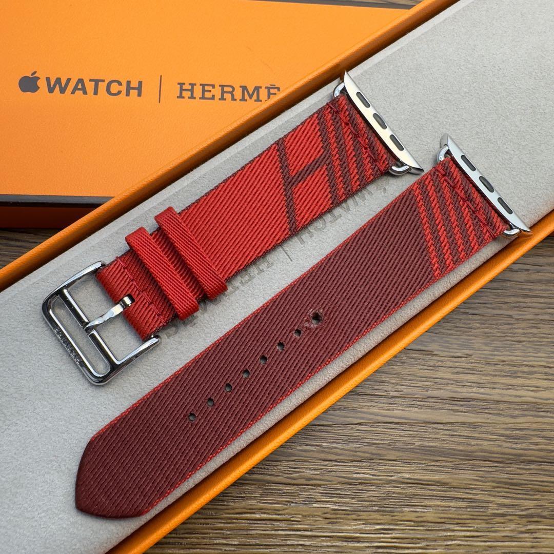 Hermes Apple Watch 1838 Simple tour Jumping Band Rouge