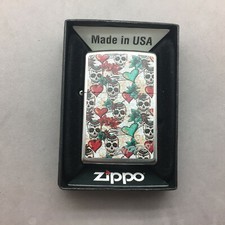 Zippo Lighter 206 Skull Hearts Background C1016646 in Box Satin Chrome Windproof