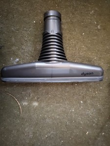 Dyson V6 Fluffy kleine Bodendüse nicht motorisiert