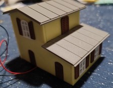 Casello stile italiano scala 1/87 in scala h0 plastico ferroviario Illuminato