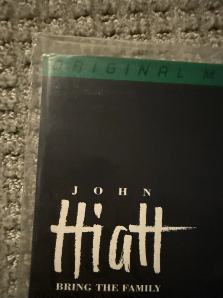 JOHN HIATT Bring The Family MFSL Anadisc 200g LP 1-210 SEALED Press #267 - Image 2 of 4
