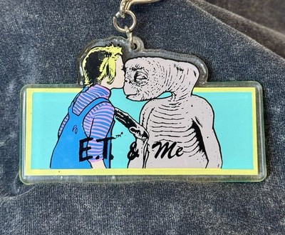 E.T. Gertie Key Chain 1982 Universal Studios Drew Barrymore Movie RETRO