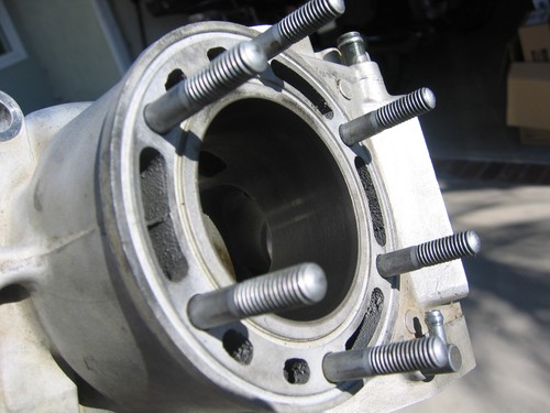 1999 2000 SUZUKI RM250 OEM CYLINDER SLEEVED & POWER VALVES & FRESH WISECO PISTON - Bild 13 von 24