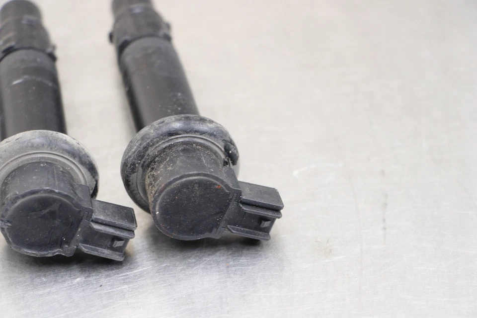 14-17 YAMAHA FZ09 IGNITION COILS COIL SPARK PLUG CAPS 1RC-82310-00-00 Foto 2 de 4