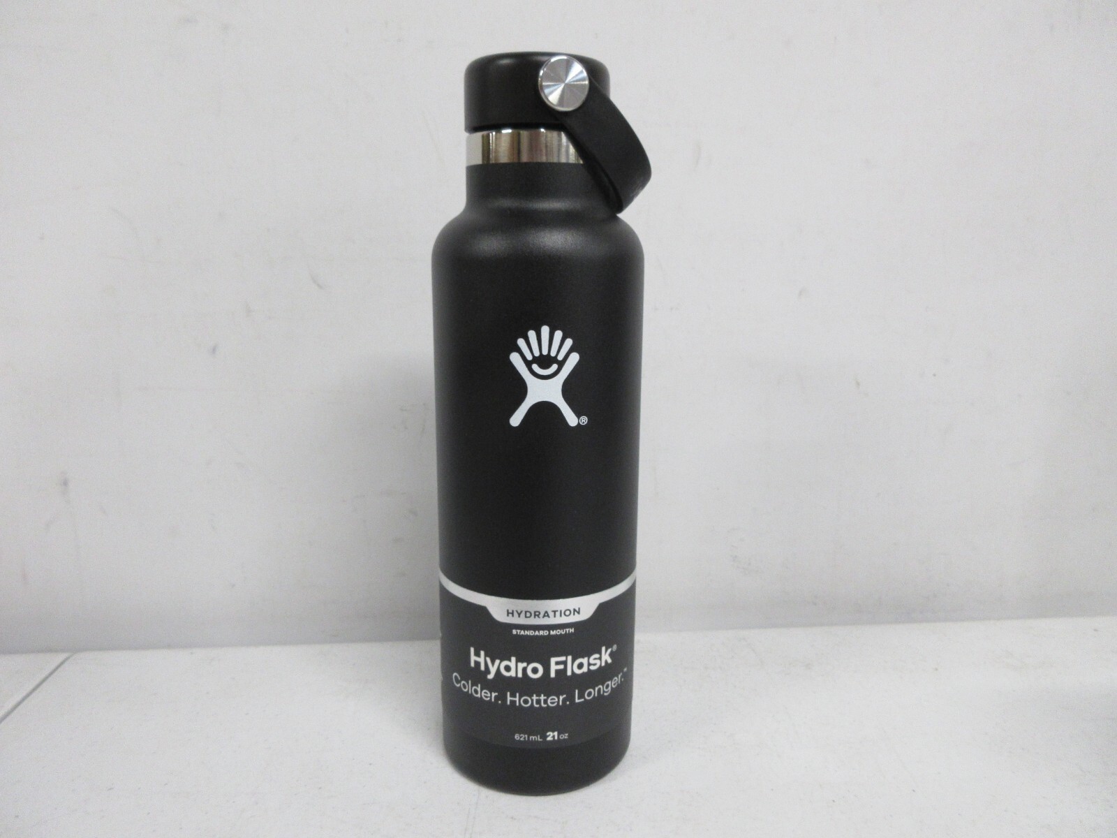 Hydro Flask 21 oz. Standard mouth, w/Flex cap, Water Bttle  21 Oz, BLACK  B9S1