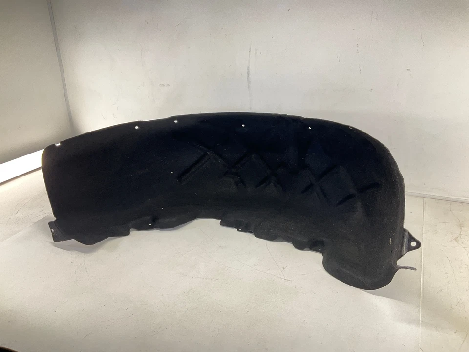 11-18 PORSCHE Cayenne 左后发球杆挡泥板轮房内衬拱盖 — 第 3/4 张图片