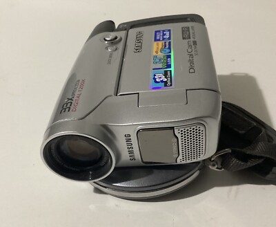 ツム様。　　S Thirty-Three Camera. Samsung Mini DV Digital Cam SC-D363NTSC 30X-Optical Zoom