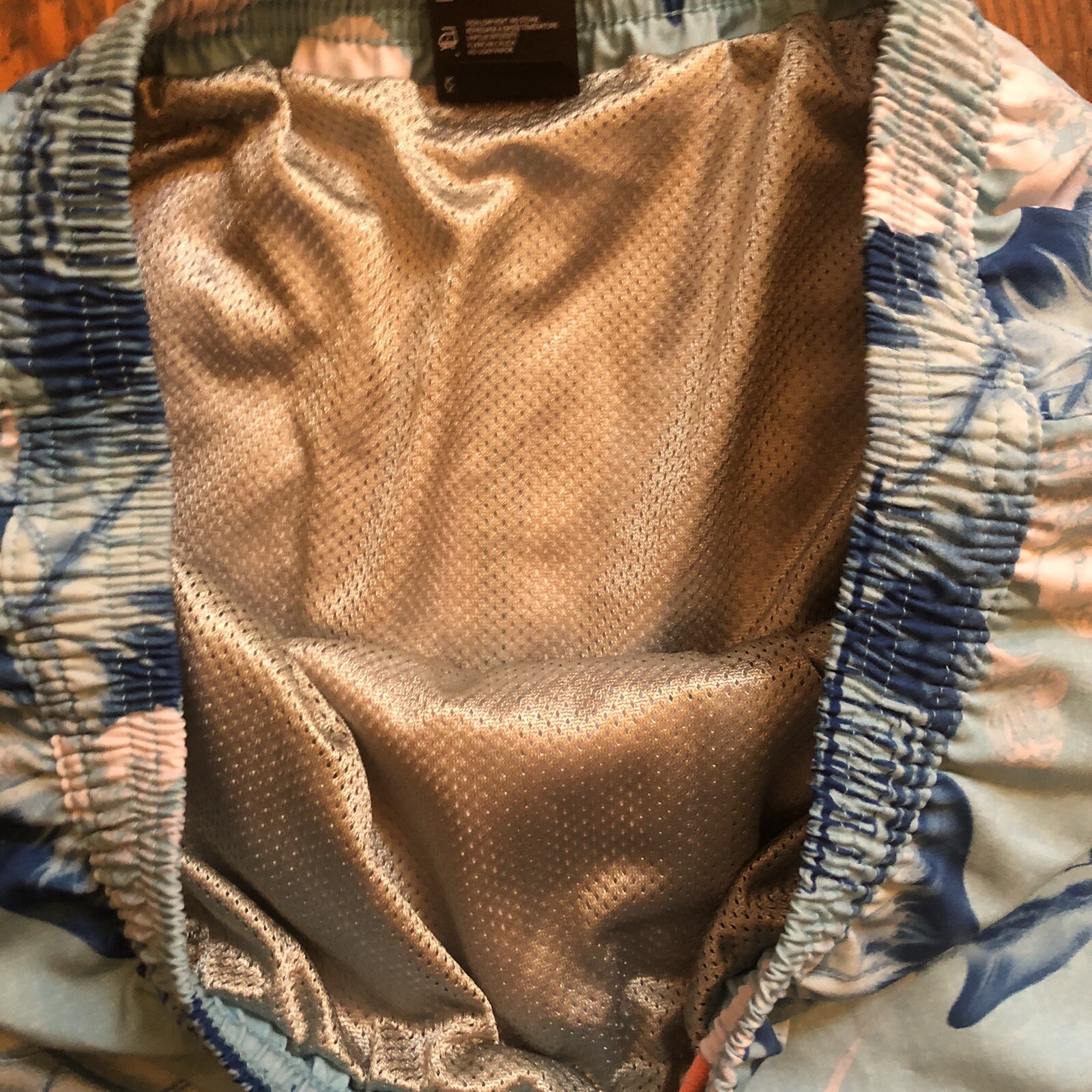 Huk Volley 5.5" Elastic Waist Lined Swim Trunks Suit … Gem