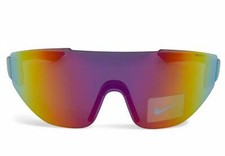 Preços baixos em Óculos de sol Nike preto preto masculino