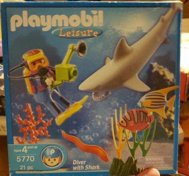 playmobil shark