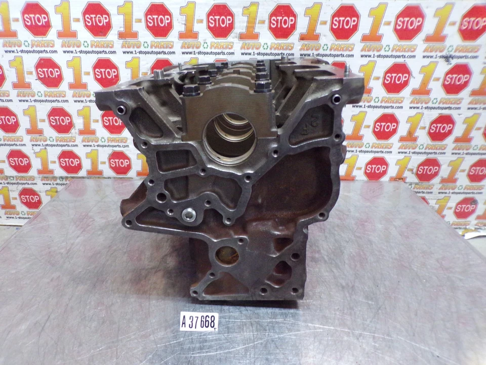 1992-1997 TOYOTA CAMRY ENGINE CYLINDER BLOCK 11401-79556 OEM - Image 3 of 4