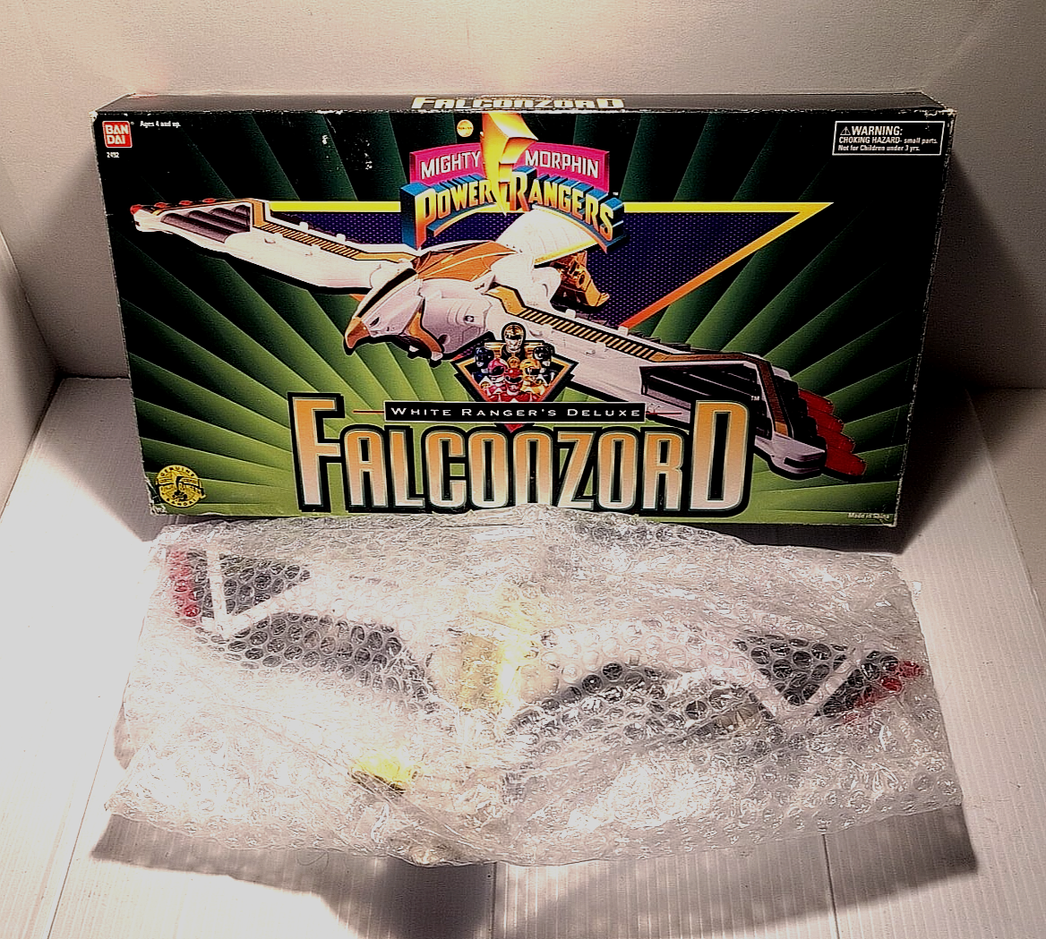 Mighty Morphin Power Ranger White Ranger's 2 Deluxe Falconzords 1
