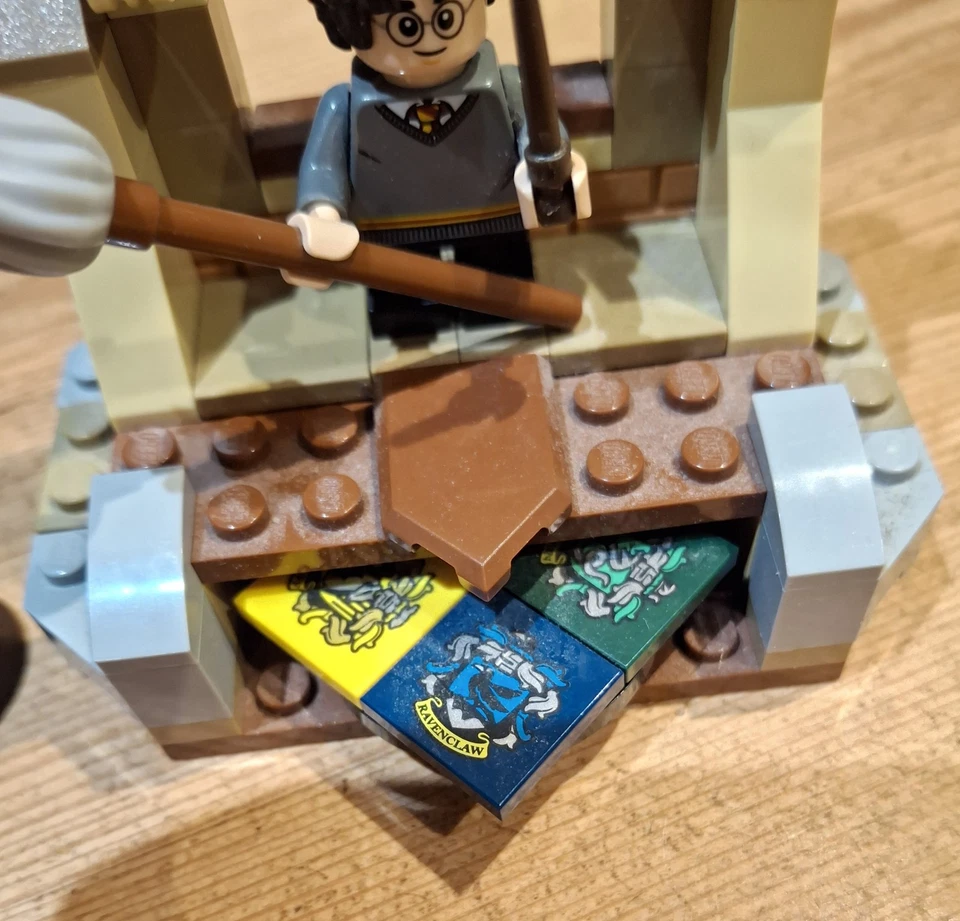LEGO Harry Potter 4701 Sorting Hat, photo 3 of 3