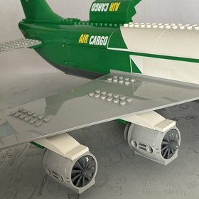 LEGO City Cargo Terminal 60022 100% COMPLETE W/Minifigs Instructions No Box