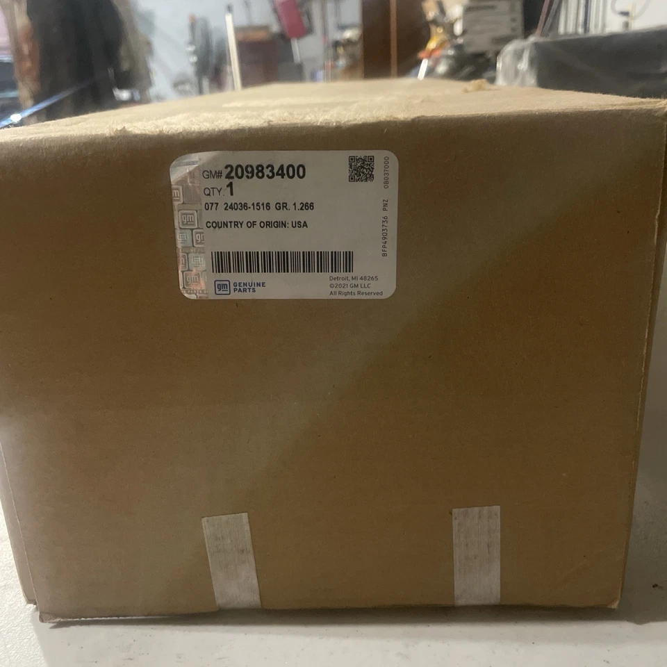 Grelha inferior frontal antracite genuína GM 20983400 - Imagem 2 de 3