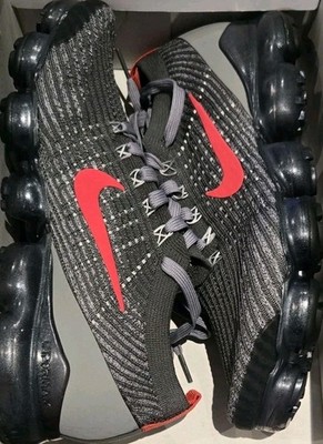 Nike Air VaporMax Flyknit 3 Iron Grey Track Red CT1270-001 Men s Size 9.5 