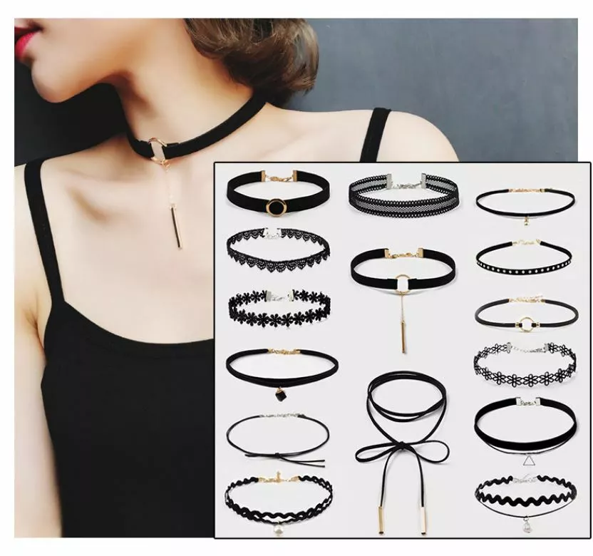 Beautiful choker deals