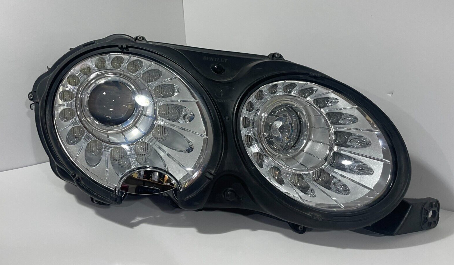 2014 - 2018 BENTLEY FLYING SPUR RIGHT XENON HEADLIGHT COMPLETE 4W1.941.016.J OEM