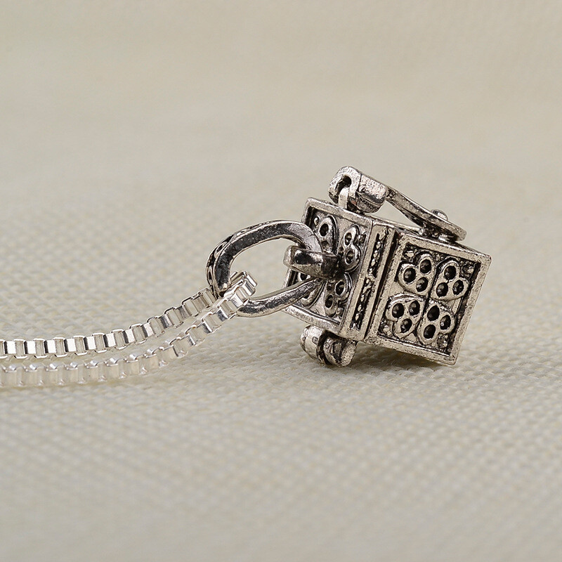 Stainless Steel Heart Pendant Necklace for Cremation Ash Keepsake Memorial Jewelry-image