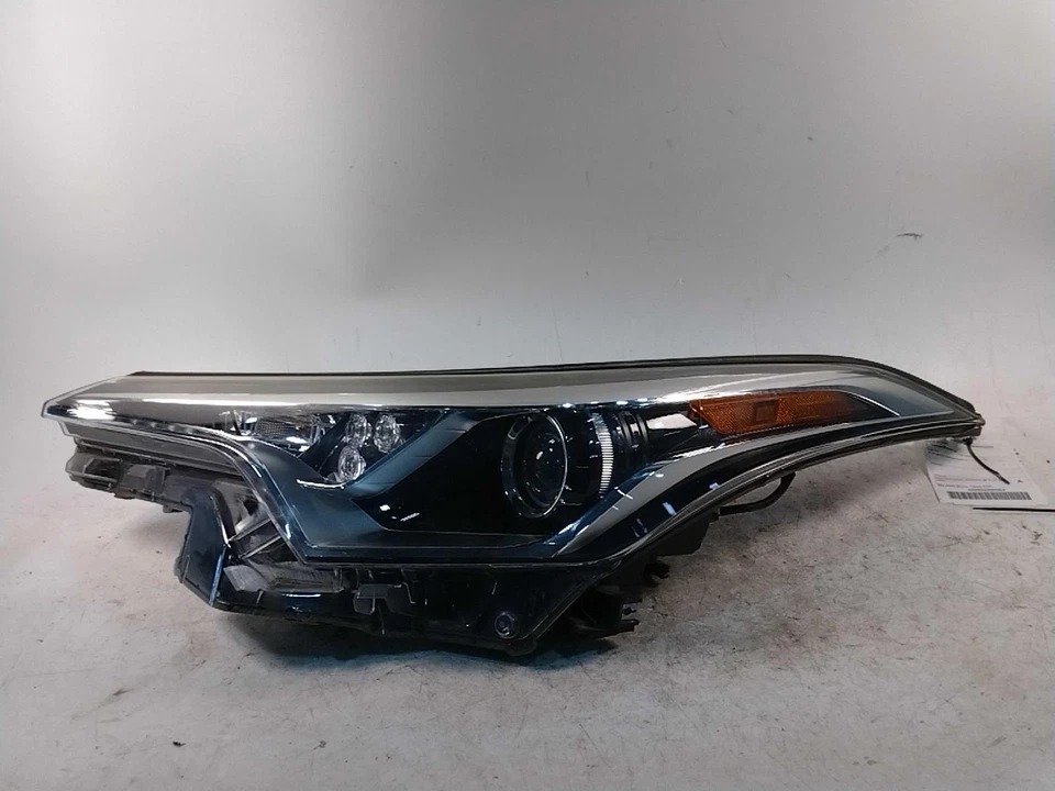 Conjunto de faros izquierdos usados se adapta a: Toyota C-hr 2018 halógeno construido en Turquía izquierda Gr Foto 2 de 4