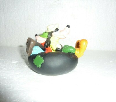Vtg  Disney Burger King Kids Club Goof Troop Lazy River Intertube Float Toy S-31