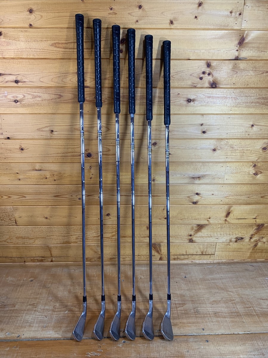Titleist DCI 990 3 Iron Regular Steel Shaft Titleist Grip Titleist DCI 990 3 Iron Regular Steel Shaft Titleist Grip