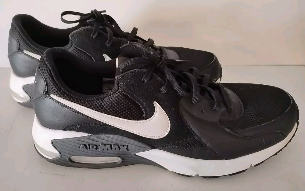 Nike Air Max Excee black Sz  13 used But in very Good Condition. With out box.