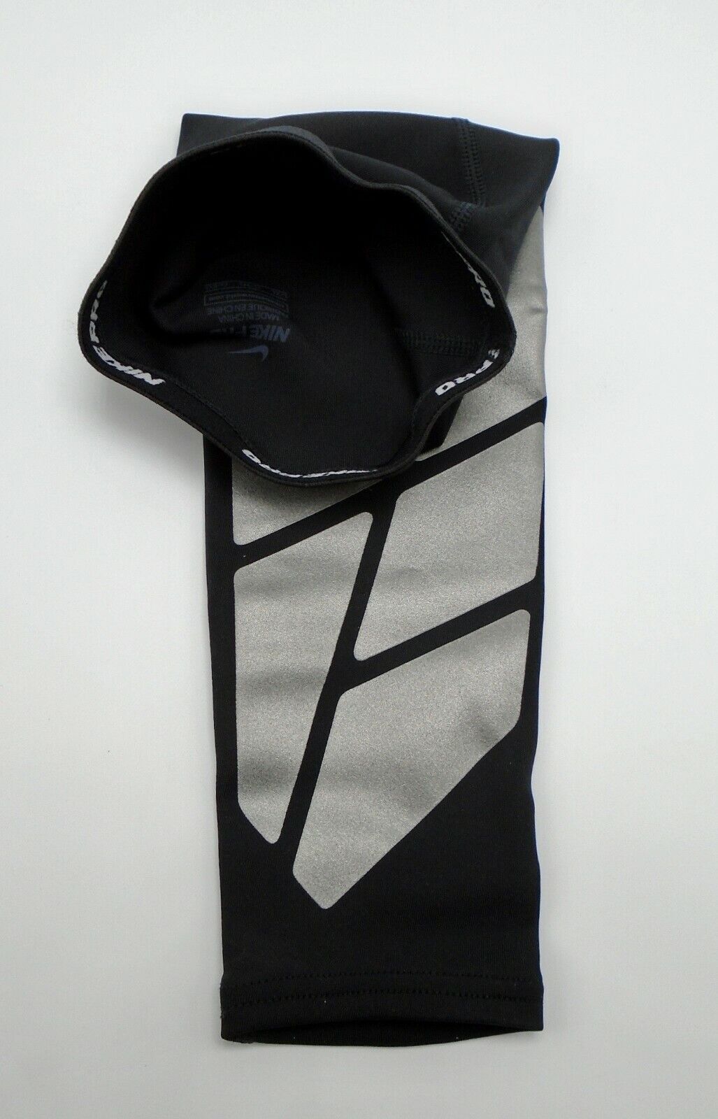 Nike Pro Vapor Forearm Slider 2.0, Arm Sleeve, Armguard, 1 Piece - ro