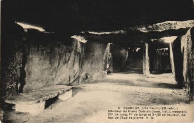 CPA BAGNEUX bei Saumur - Innenraum des Grand Dolmen (1164418)
