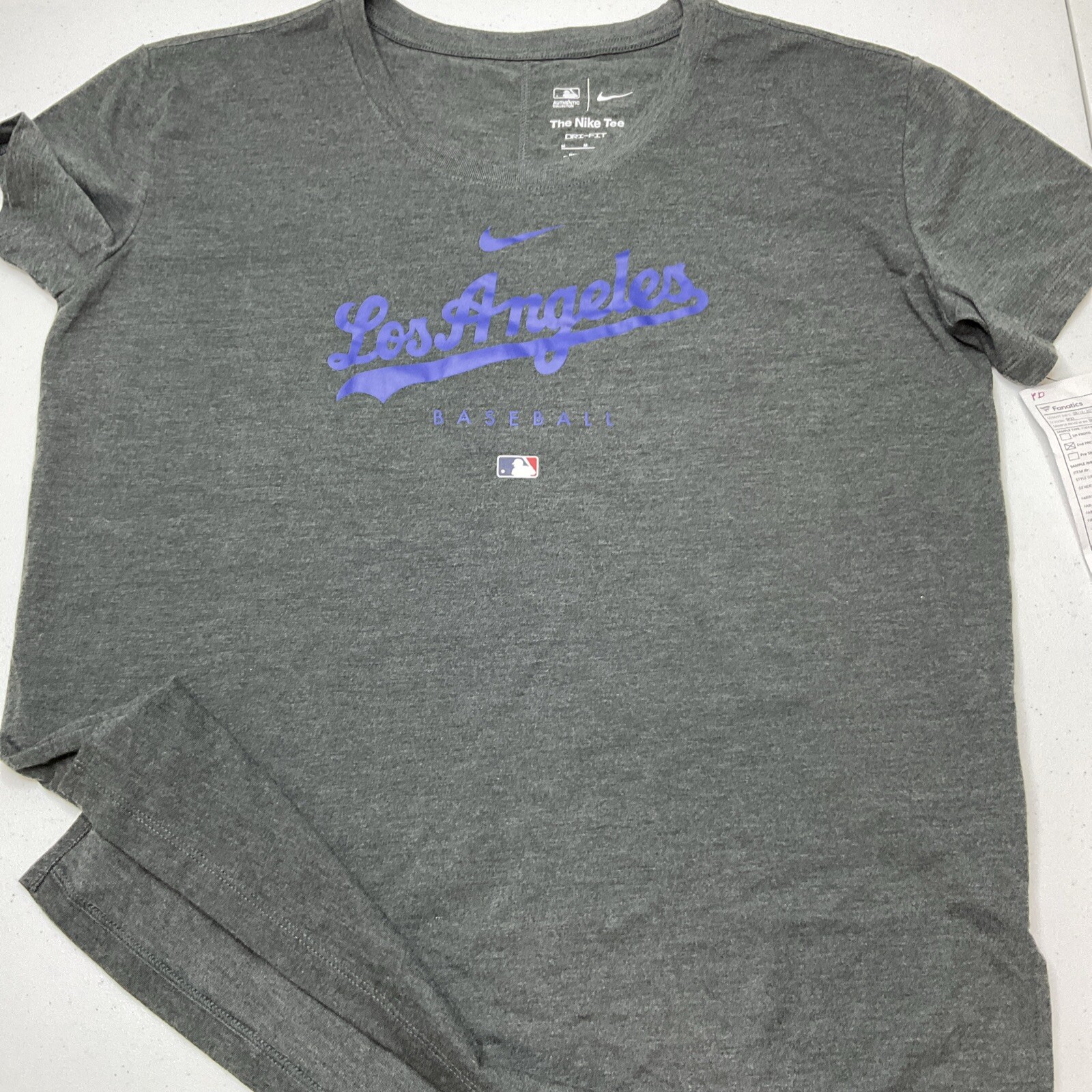 Picture 4 of 6