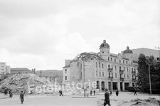 Negativ Belgrad Serbien - zerstörtes Hotel im 2. Weltkrieg