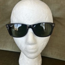 Ray-Ban RB2132 New Wayfarer Sunglasses Black G-15 Green Lens 52-18 3N Italy