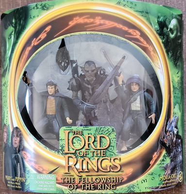 Toy Biz Lord of the Rings Merry & Pippin vs Moria Orc Battle Action Figures