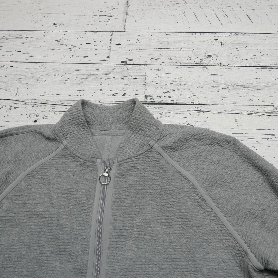 Jaqueta Lululemon Feminina 8 Cinza Zíper Completo Decote Simulado Texturizado Raglan Polegares - Imagem 2 de 4
