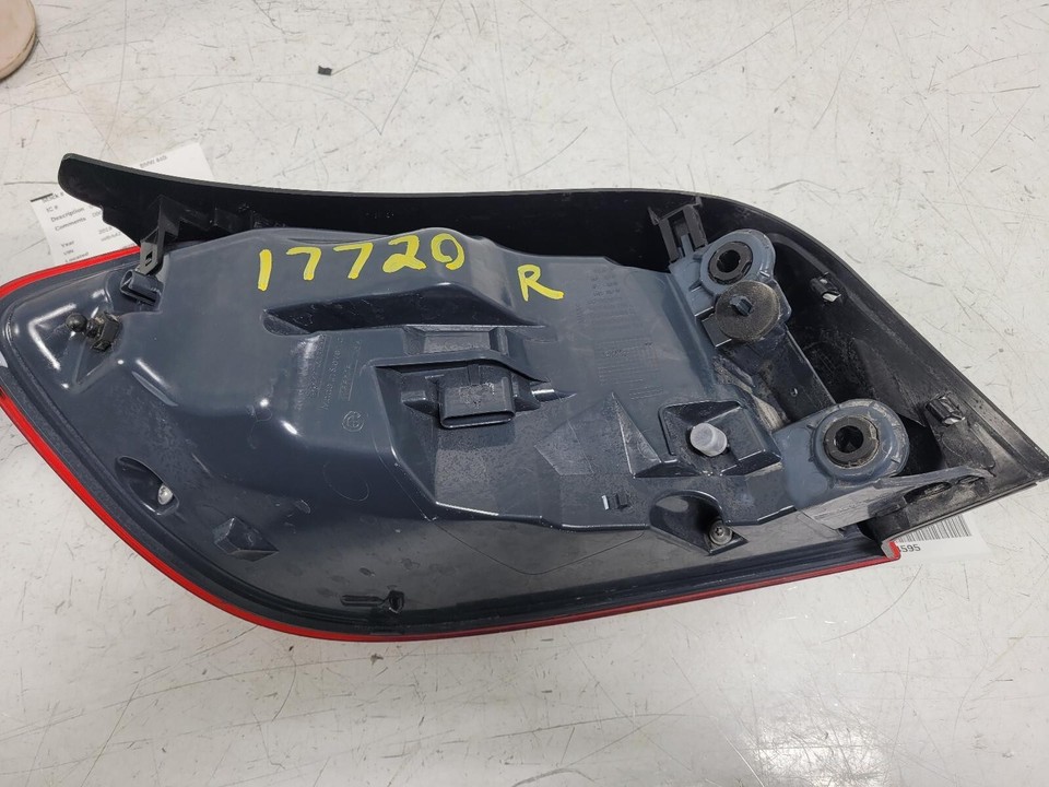 2018-2020 BMW 440i Rear Right Passenger Side Taillight, Quarter Panel ...