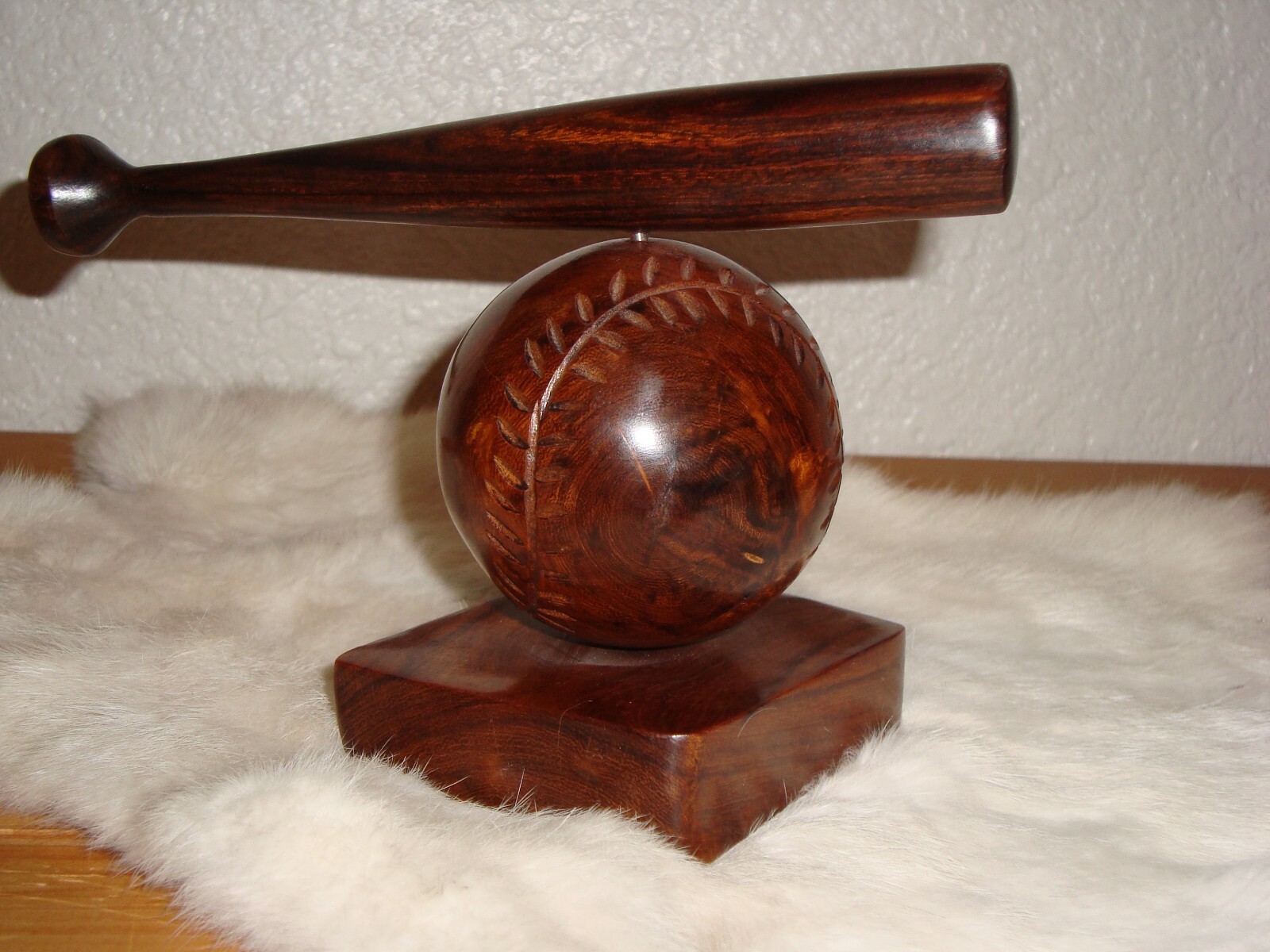 BASEBALL/BAT Ironwood Hand Carved/Sanded/Polished 9" Baseball Brand NEW