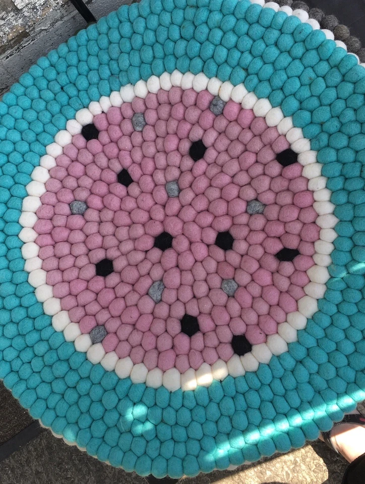 handgeknüpfter Teppich Wolle/Bommelteppich/Filzknäuelteppich - Bild 2 von 4