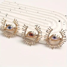 Fashion Eyes Crystal Badges Pins Classic Lady Enamel Brooches Accessories