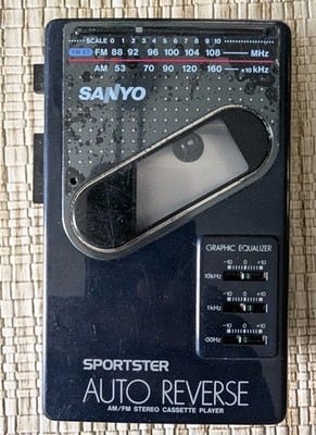 VINTAGE SANYO SPORTSTER  MGR-87 Cassette PLAYER RED WALKMAN AM/FM Radio As Is