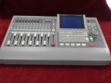 Roland VS-1680 Digital Studio 16 Track Workstation