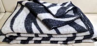 Wohndecke 100% Schurwolle Plaid Decke 150 x 200 cm Zebra Warm&Weich