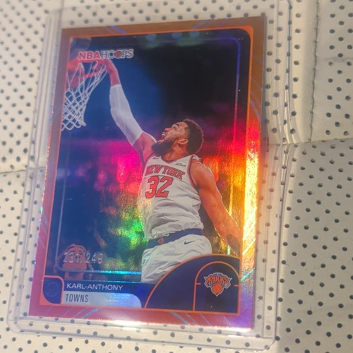 Karl-Anthony Towns Orange Hoops /249 Color Match 2025-26 Topps NBA Hoops Knicks