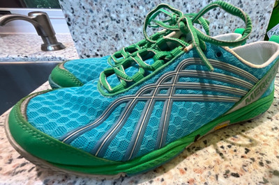MERRELL ROAD GLOVE DASH 2 VIBRAM BAREFOOT SZ 8 BLUE/GREEN PERFORMANCE FOOTWEAR